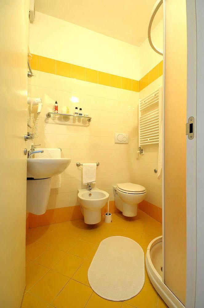 Barocco.Oberdan Bed & Breakfast Lecce Exterior foto