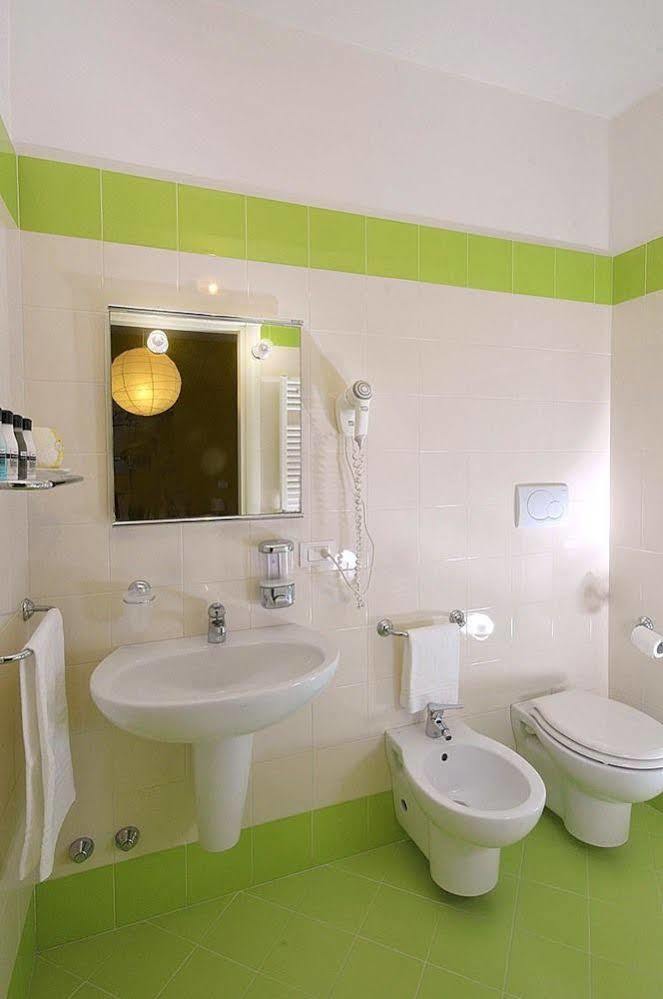 Barocco.Oberdan Bed & Breakfast Lecce Exterior foto